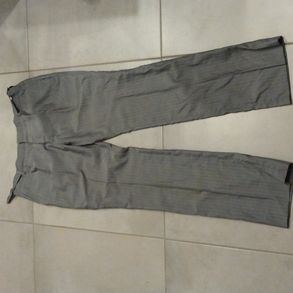 BURBERRY Pantalon